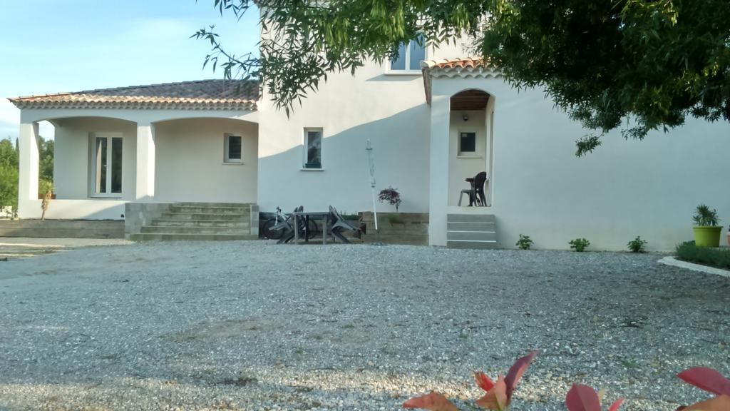 Bungalow Chez Gilly Boisset-et-Gaujac Exteriör bild